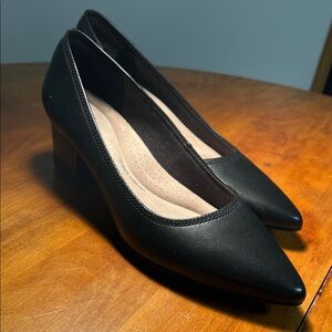Clark’s Collection Black Women's Ultimate Comfort Pumps